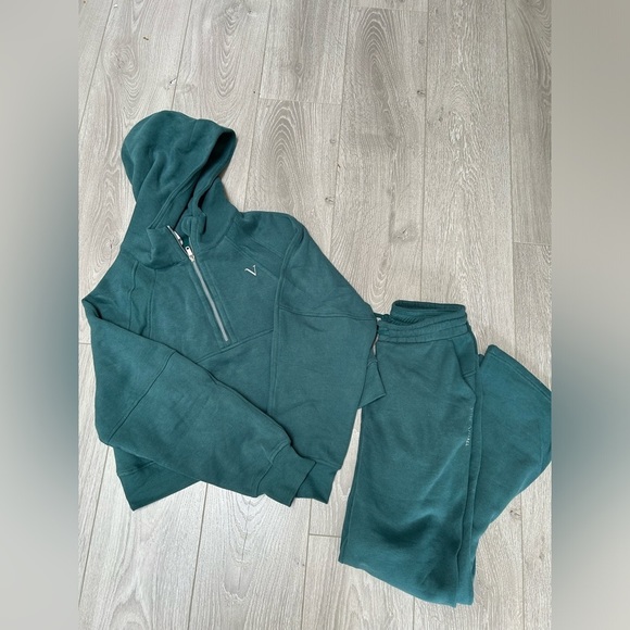 Sz 6 Green EUC Vitae Apparel Canadian Sweat Suit Coordinated Set Like Lululemon - Picture 3 of 9